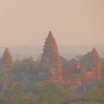 【今日のカンボジア】アンコールワット 夕日に燃える