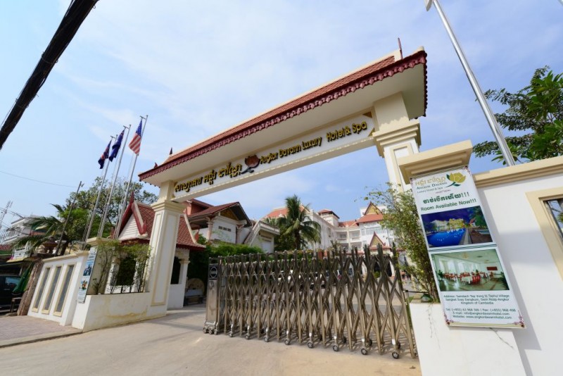 Angkor-Davann (2)_1024