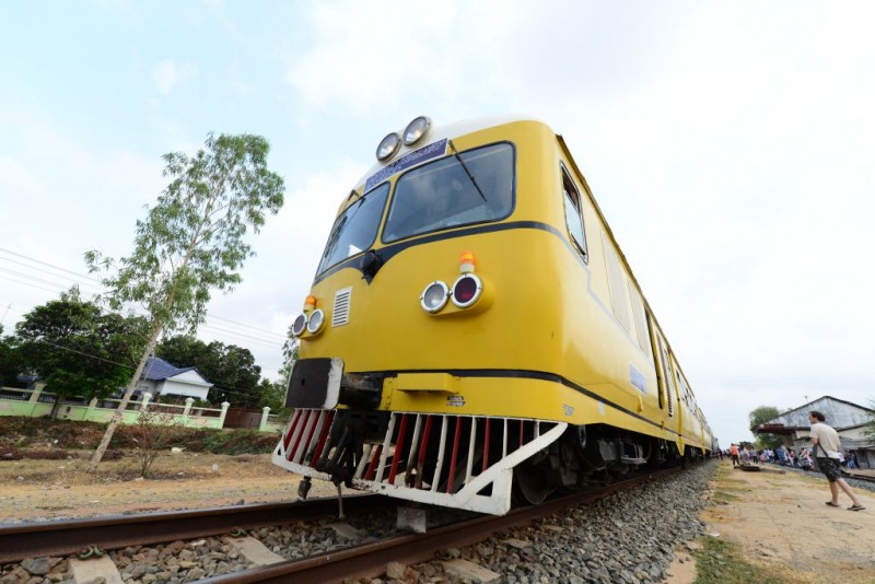cambodia-train-trip-pp-shv (129)_1024