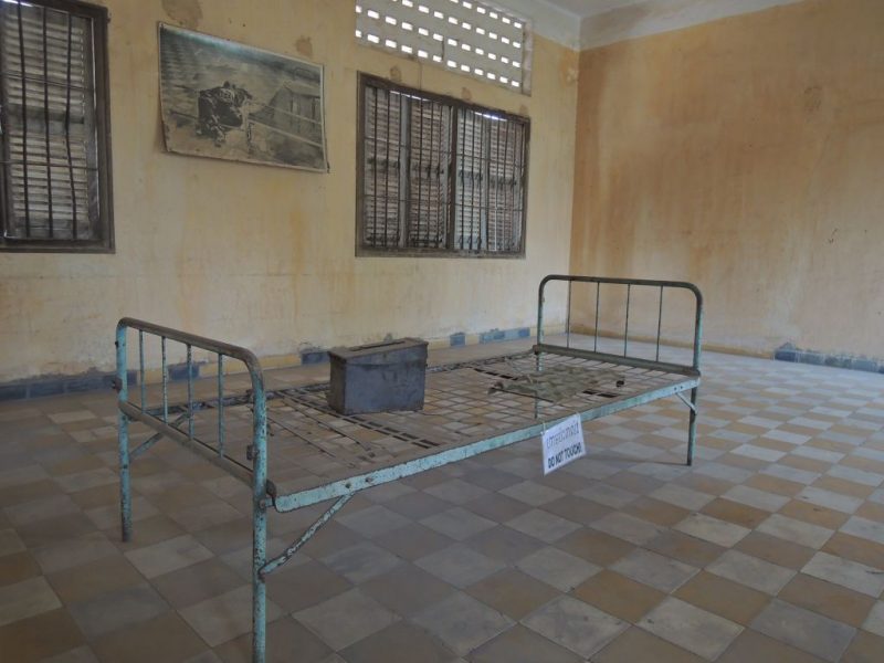 toul-sleng-2015mar-19_1024